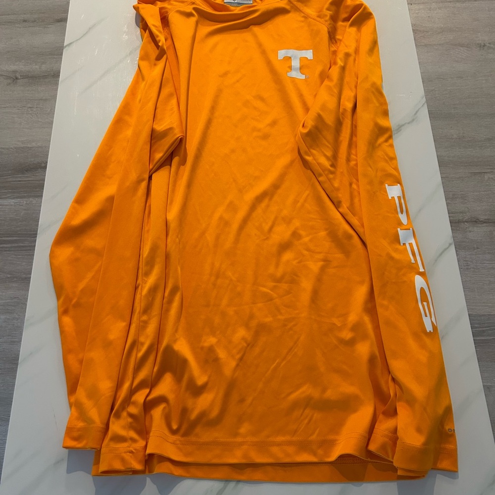 Orange Columbia TENNESSEE Long Sleeve Shirt with White Lettering SIZE LARGE